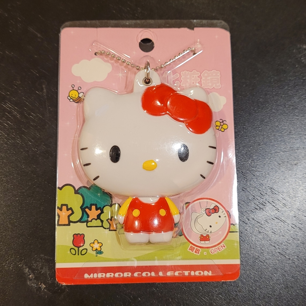 Hello Kitty Mirror (keychain)
